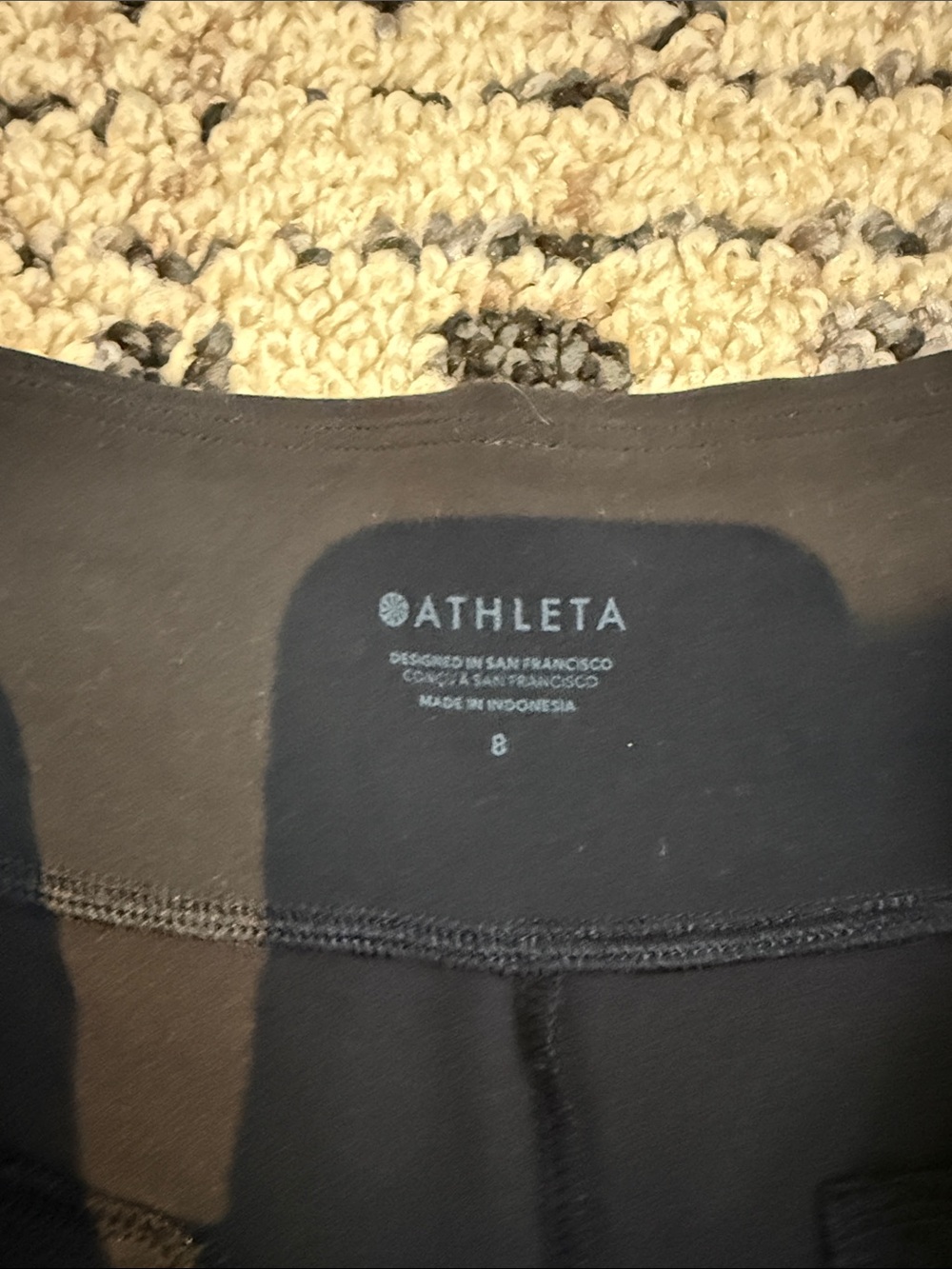 Athleta Endless Black pants worn twice size 8 - Picture 2 of 6